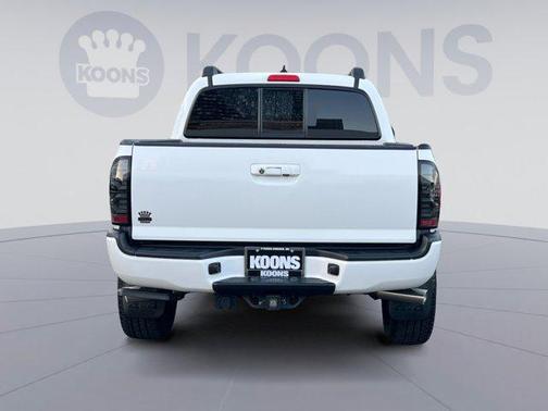 2014 Toyota Tacoma Base