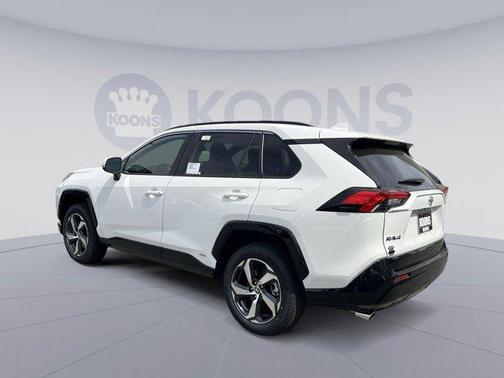 2025 Toyota RAV4 Hybrid SE