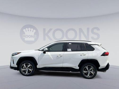 2025 Toyota RAV4 Hybrid SE