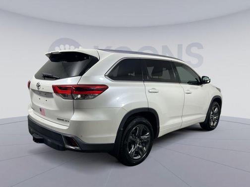 2018 Toyota Highlander Limited Platinum