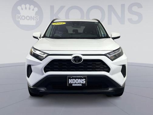 Ice Cap 2025 Toyota RAV4 Hybrid XLE