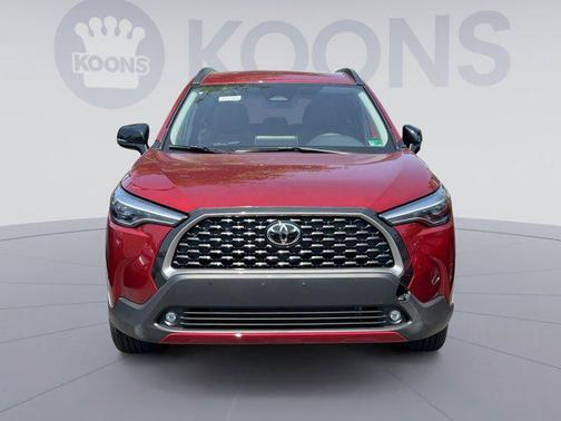 2025 Toyota Corolla Cross XLE