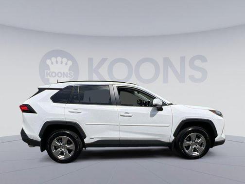 2024 Toyota RAV4 Hybrid XLE