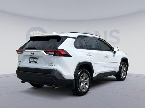2024 Toyota RAV4 Hybrid XLE