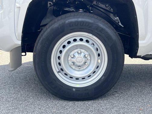 2025 Toyota Tacoma SR