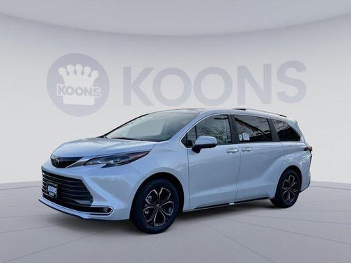 2026 Toyota Sienna Platinum