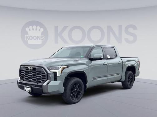 2025 Toyota Tundra Hybrid Platinum