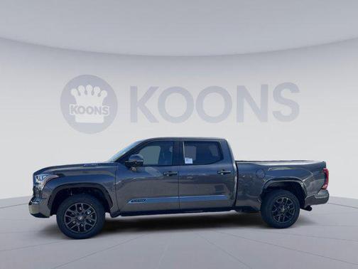 2025 Toyota Tundra Hybrid Platinum