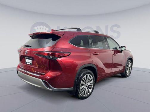2021 Toyota Highlander Platinum