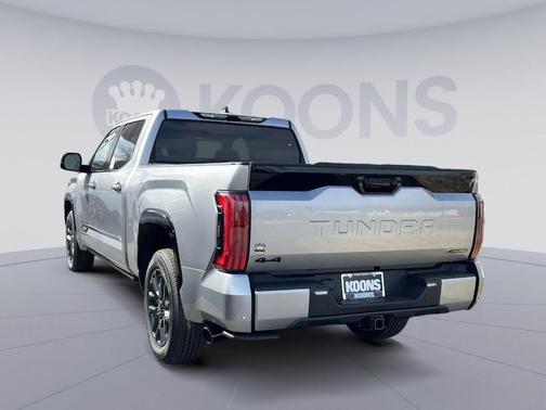 2025 Toyota Tundra Hybrid Platinum