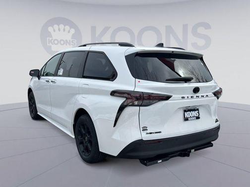 2026 Toyota Sienna Woodland Edition