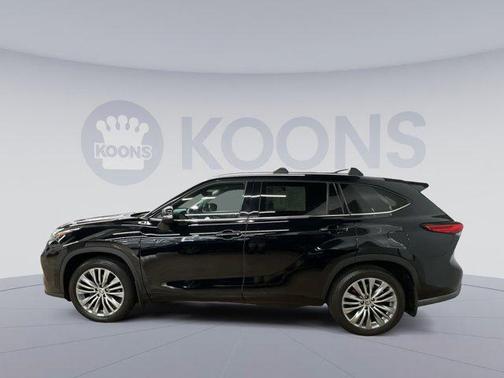 2022 Toyota Highlander Platinum