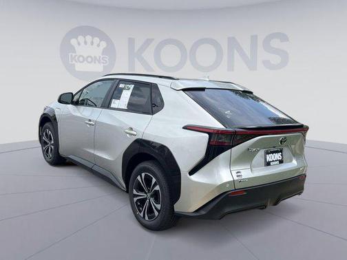 2025 Toyota bZ4X XLE