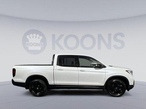 2022 Honda Ridgeline Black