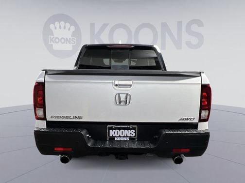 2022 Honda Ridgeline Black