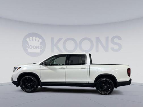 2022 Honda Ridgeline Black