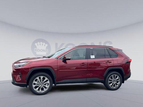 2025 Toyota RAV4 XLE Premium