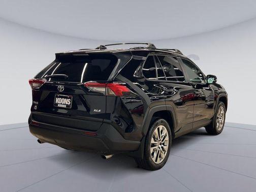 2021 Toyota RAV4 XLE Premium