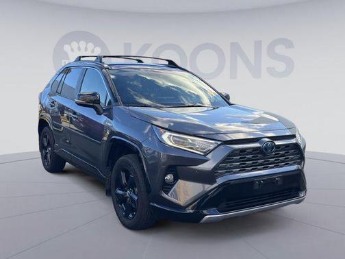 2019 Toyota RAV4 Hybrid SE