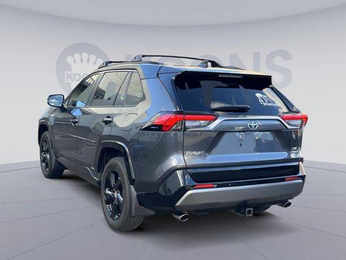 2019 Toyota RAV4 Hybrid SE