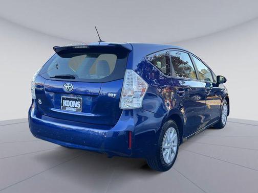 2013 Toyota Prius v Three