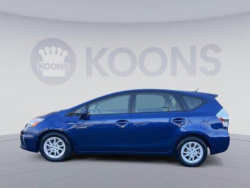 2013 Toyota Prius v Three