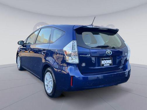 2013 Toyota Prius v Three