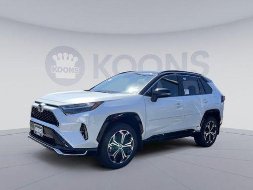 2025 Toyota RAV4 Hybrid SE