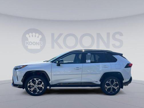 2025 Toyota RAV4 Hybrid SE