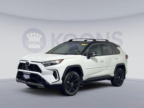 2024 Toyota RAV4 Hybrid SE