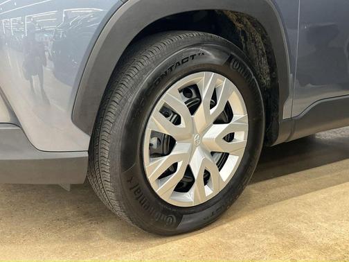 Celestite 2025 Toyota Corolla Cross L
