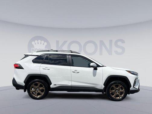 2023 Toyota RAV4 Hybrid Woodland Edition