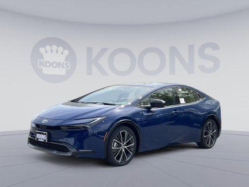 2025 Toyota Prius XLE