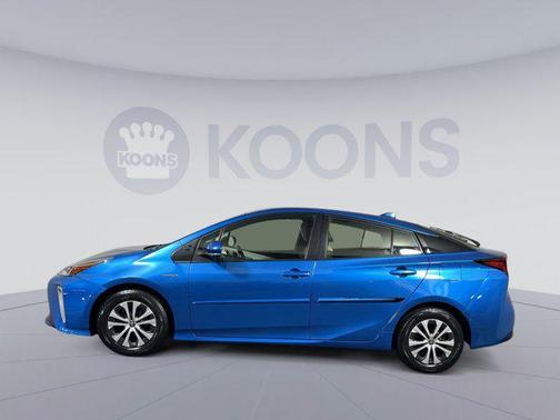 2022 Toyota Prius XLE