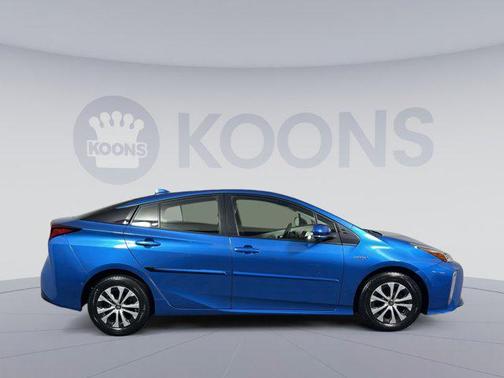 2022 Toyota Prius XLE