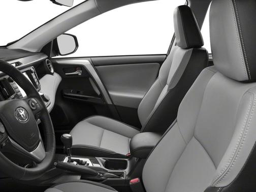 Blizzard Pearl 2018 Toyota RAV4 Limited