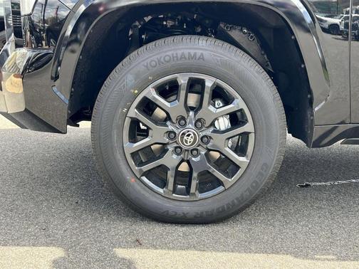 2025 Toyota Tundra Platinum