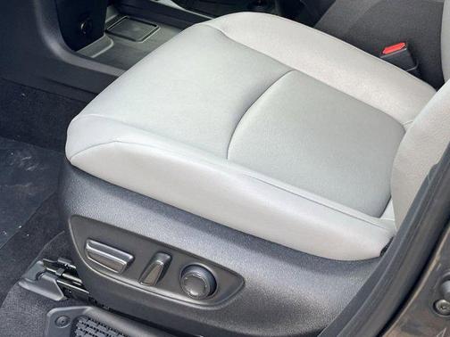 2025 Toyota Sienna XLE 7 Passenger