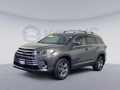 Predawn Gray Mica 2017 Toyota Highlander Limited Platinum