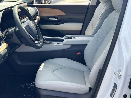 2025 Toyota Grand Highlander Limited
