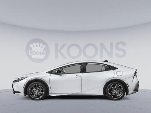 2023 Toyota Prius XLE