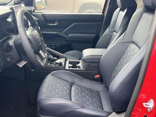 2026 Toyota 4Runner Hybrid Platinum