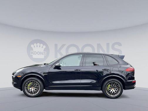 2017 Porsche Cayenne E-Hybrid S