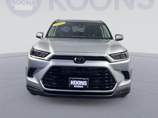 Celestial Silver Metallic 2025 Toyota Grand Highlander XLE