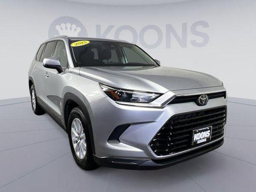 Celestial Silver Metallic 2025 Toyota Grand Highlander XLE