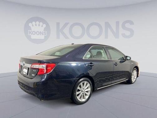 2013 Toyota Camry Hybrid XLE