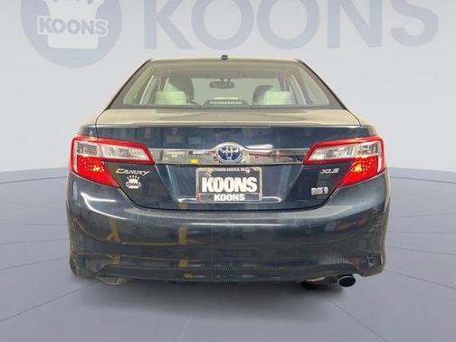 2013 Toyota Camry Hybrid XLE