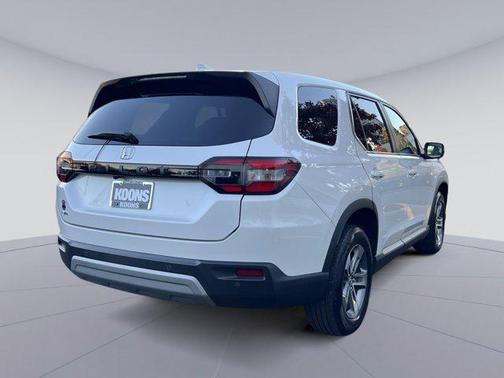 2023 Honda Pilot AWD EX-L 8 Passenger