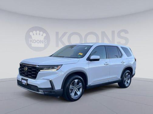 2023 Honda Pilot AWD EX-L 8 Passenger