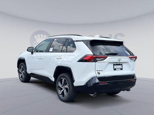 2025 Toyota RAV4 Hybrid SE